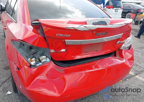 2016 Chevrolet Cruze Limited Ls Auto z USA, uszkodzony, nr VIN 1G1PC5SG5G7173097